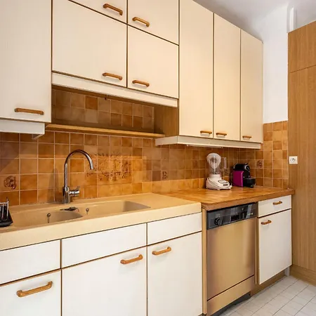 G By Interhome * Le Rayol-Canadel-sur-Mer