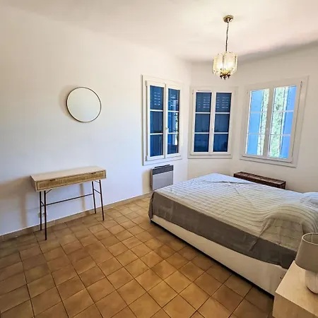 G By Interhome * Le Rayol-Canadel-sur-Mer
