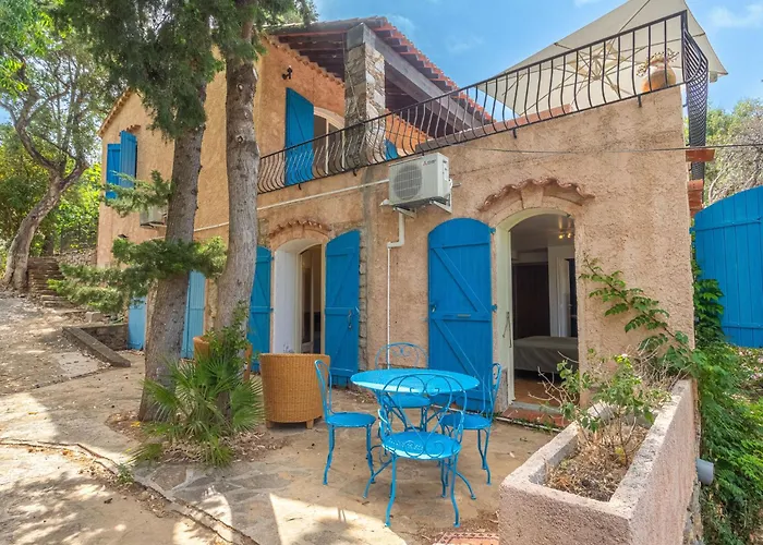 G By Interhome Le Rayol-Canadel-sur-Mer
